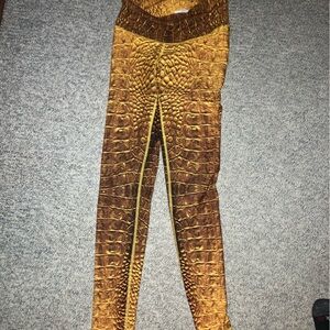 NIYAMA SOL designer high waisted crocodile print leggings yoga pants size small
